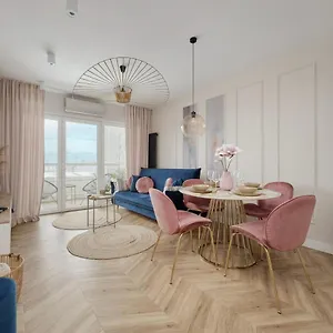 Elegant With Balcony Krakowska By Renters Prestige , Wrocław Polska